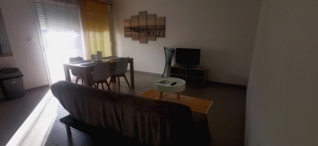 Appartement T2 Accessible Pmr Avec Terrasse Et Garage Onet-le-Château Екстериор снимка